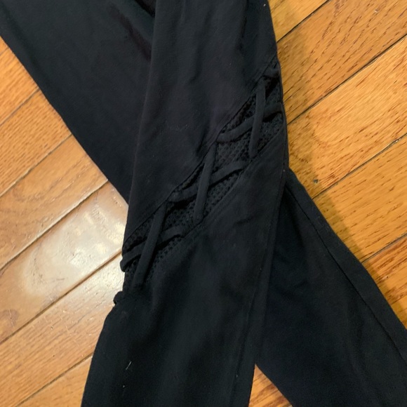 Perfect yoga leggings - Picture 4 of 8